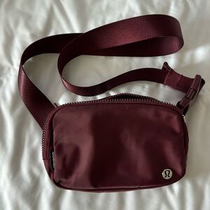 Lululemon Everywhere Belt Bag 1 L